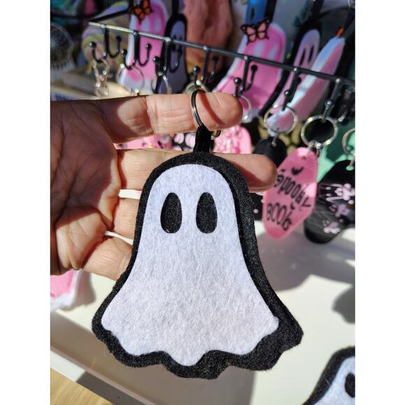 Cute Felt Ghost Keychain / Purse Charms BUNDLE 4 FOR 410 - Picture 7 of 11
